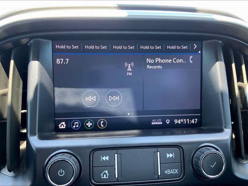 Used 2022 Chevrolet Colorado LT w/ LT Convenience Package AWD/4WD image 32