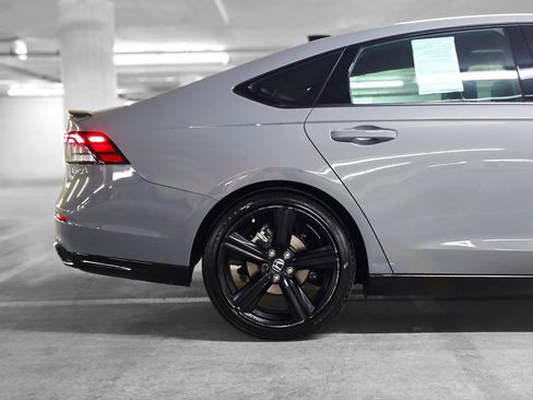 Certified 2025 Honda Accord Sport image 19