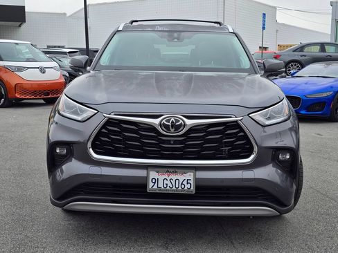 Used 2023 Toyota Highlander Platinum AWD/4WD image 33