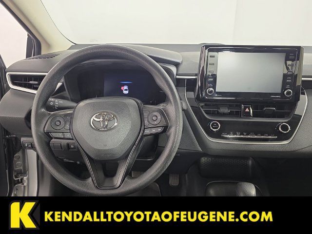 Used 2022 Toyota Corolla LE FWD image 12