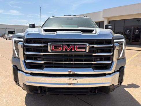 New 2026 GMC Sierra 2500 SLE w/ SLE Convenience Package image 4