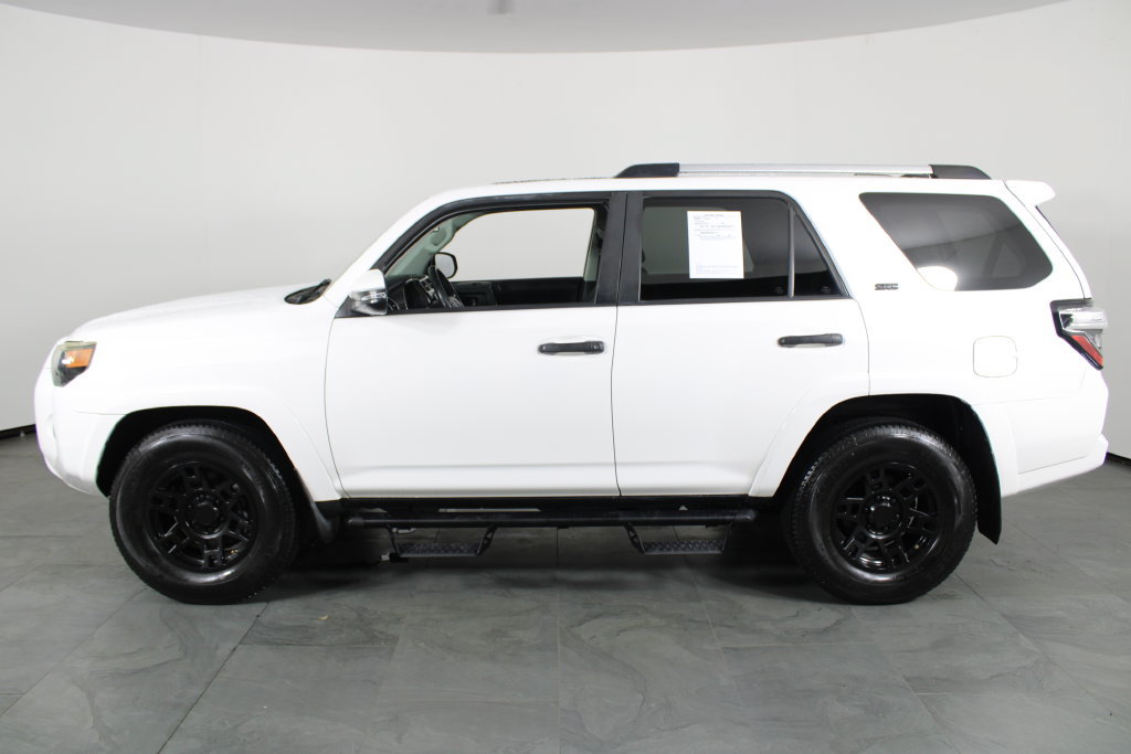 Used 2019 Toyota 4Runner SR5 Premium RWD image 13
