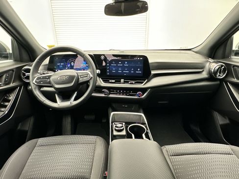 New 2026 Chevrolet Equinox LT w/ Midnight Edition AWD/4WD image 15