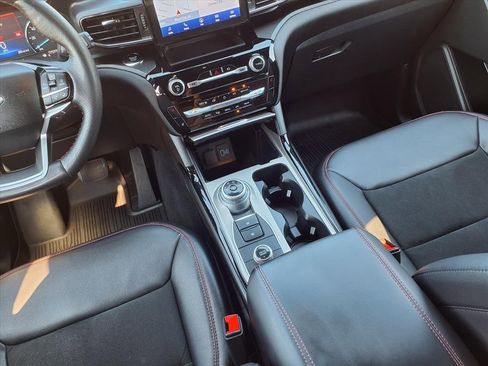 Used 2023 Ford Explorer ST-Line w/ Class IV Trailer Tow Package image 12