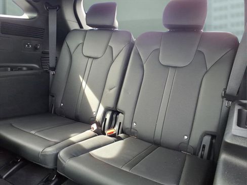 Used 2024 Kia Sorento SX Prestige image 15