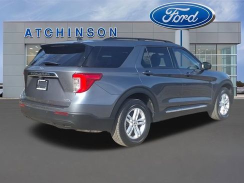 Certified 2023 Ford Explorer XLT image 5