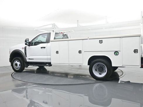 New 2025 Ford F550 2WD Regular Cab Super Duty image 6