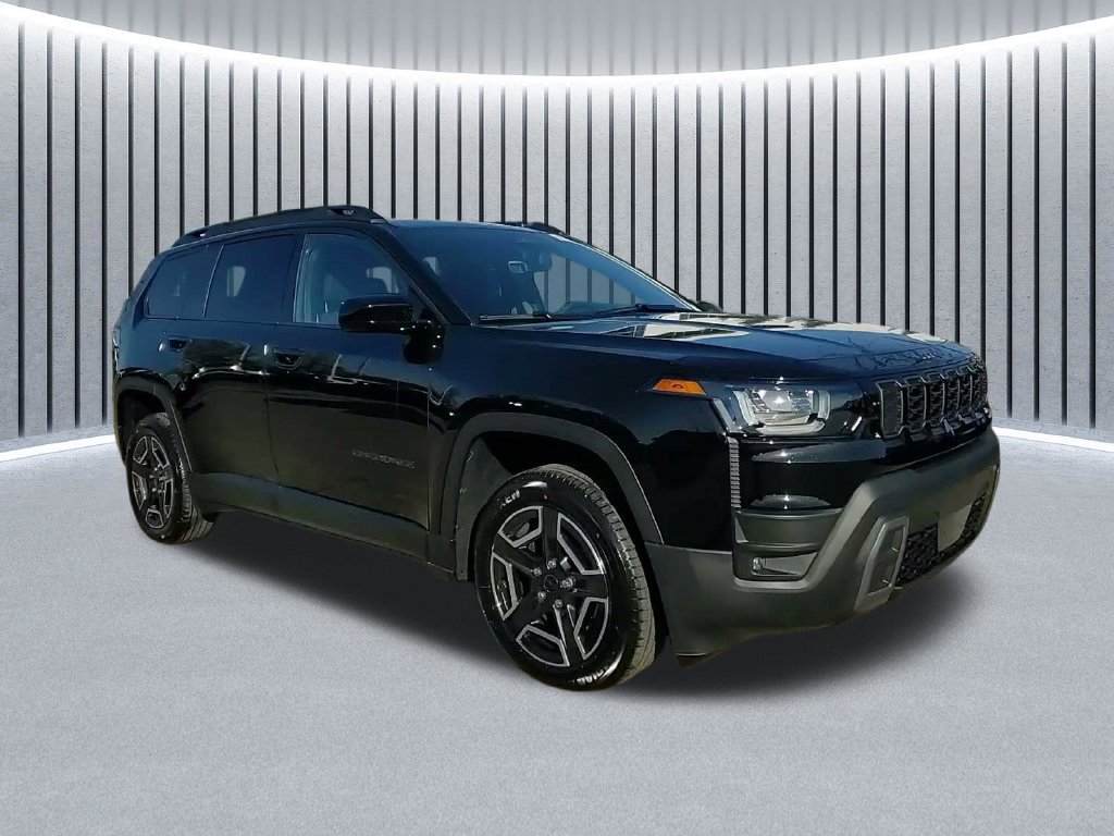 New 2026 Jeep Cherokee Laredo AWD/4WD image 1