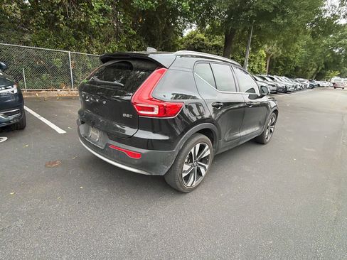 Certified 2023 Volvo XC40 B5 Plus w/ Protection Package Premier AWD/4WD image 52