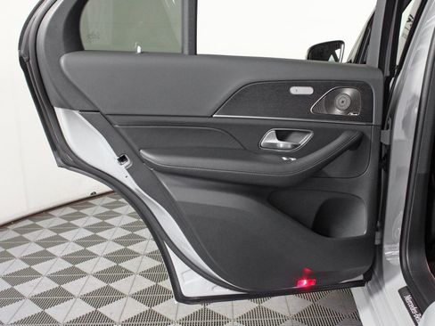 Certified 2025 Mercedes-Benz GLE 450 4MATIC image 28