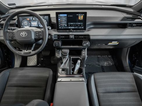 Used 2026 Toyota RAV4 SE w/ Convenience Package AWD/4WD image 19