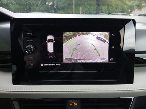 New 2025 Volkswagen Taos S image 19