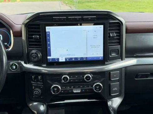Used 2021 Ford F150 Lariat w/ Equipment Group 502A High AWD/4WD image 30
