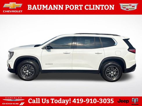 Used 2025 GMC Acadia Elevation w/ LPO, Floor Liner Package FWD image 3