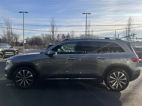 Certified 2022 Mercedes-Benz GLB 250 4MATIC image 4