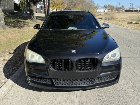 Used 2014 BMW 750Li image 3