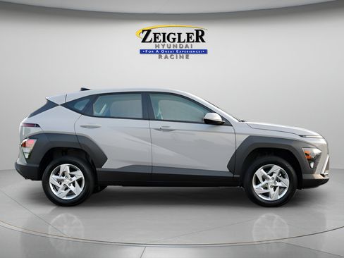 Certified 2026 Hyundai Kona SE AWD/4WD image 8
