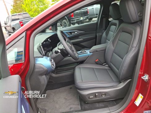 New 2026 Chevrolet Equinox EV LT AWD/4WD image 18