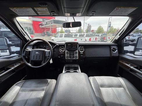 Used 2015 Ford F350 Platinum w/ Platinum Package AWD/4WD image 22