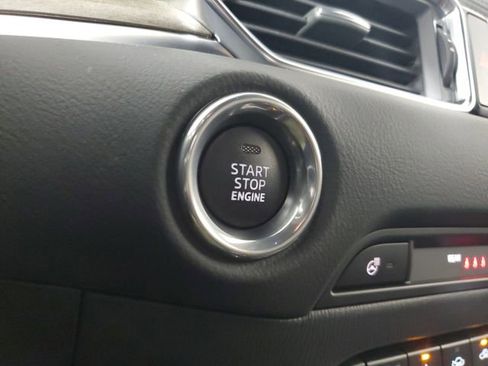 Certified 2025 MAZDA CX-5 Signature image 33