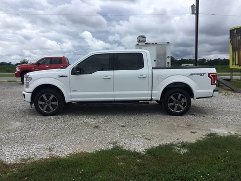 Used 2017 Ford F150 XLT w/ Equipment Group 302A Luxury AWD/4WD image 6
