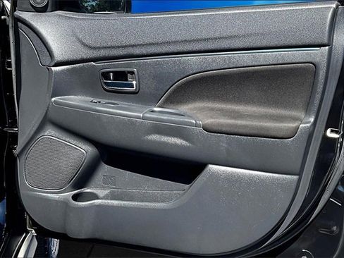 Used 2020 Mitsubishi Outlander Sport ES image 21