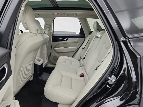 New 2026 Volvo XC60 T8 Ultra w/ Climate Package AWD/4WD image 36
