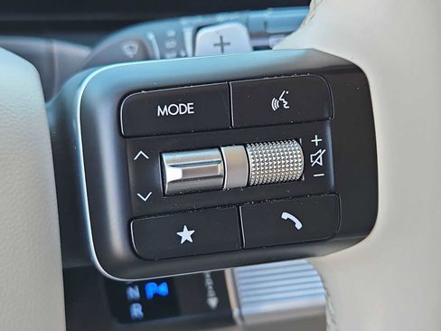 Used 2024 Hyundai Santa Fe SEL image 24