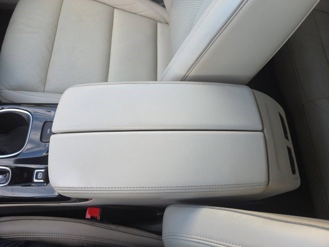 Used 2021 Buick Envision Essence FWD image 37