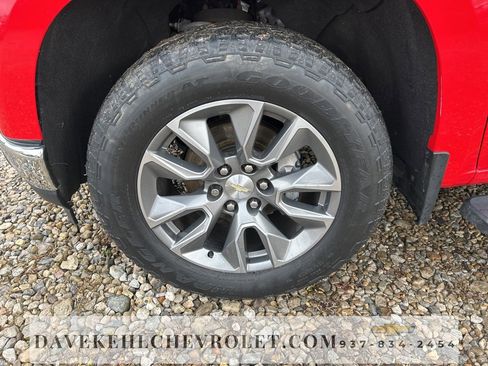 Used 2019 Chevrolet Silverado 1500 LT w/ All-Star Edition image 39