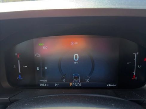 Used 2025 Ford Maverick XLT w/ Equipment Group 301A AWD/4WD image 19