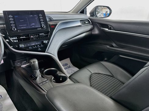 Used 2024 Toyota Camry SE FWD image 21