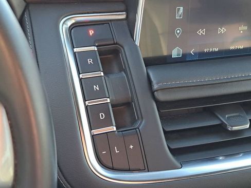 Used 2023 Chevrolet Tahoe LT image 18