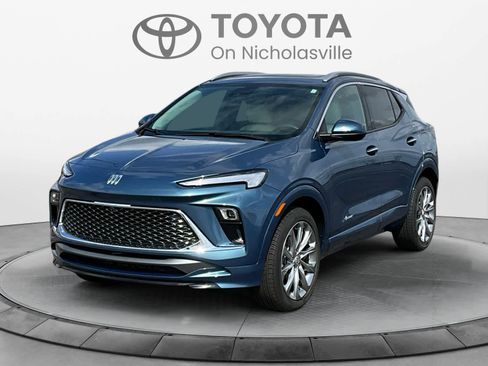 Used 2025 Buick Encore GX Avenir w/ Avenir Technology Package image 1