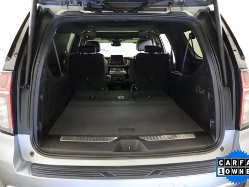 Certified 2023 Chevrolet Suburban Premier w/ Premium Package image 8