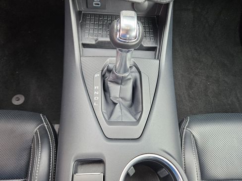 Used 2024 Ford Mustang Premium image 13