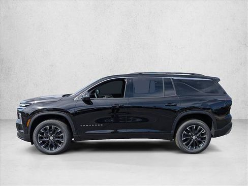 New 2026 Chevrolet Traverse LT w/ Sun and Wheel Package FWD image 5
