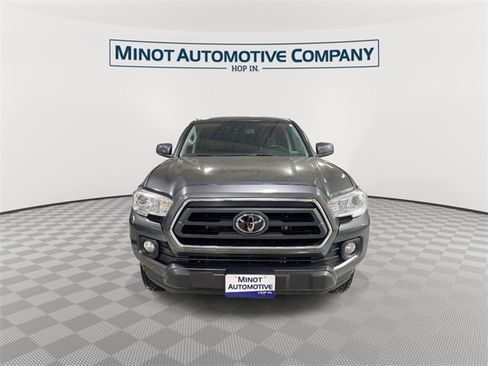 Used 2022 Toyota Tacoma SR5 image 3