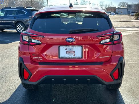 Certified 2025 Subaru Crosstrek 2.0i image 3
