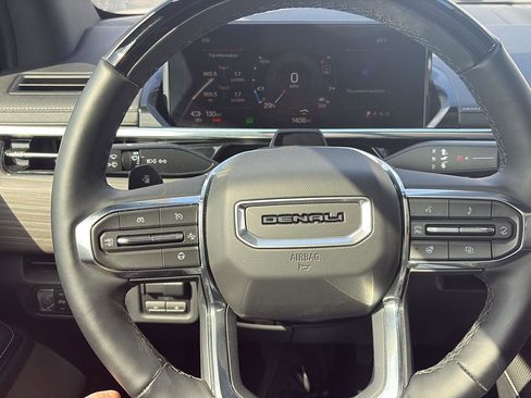 Used 2024 GMC Sierra EV Denali image 22