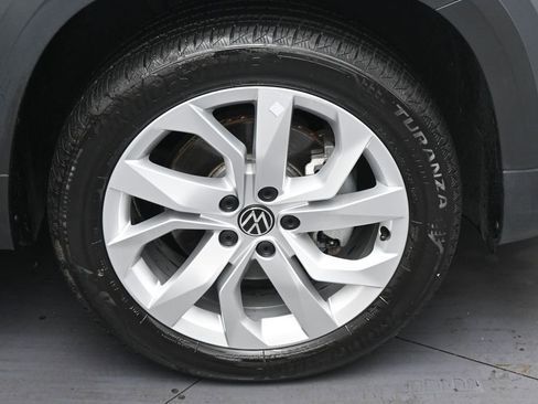 Used 2023 Volkswagen Taos S AWD/4WD image 32