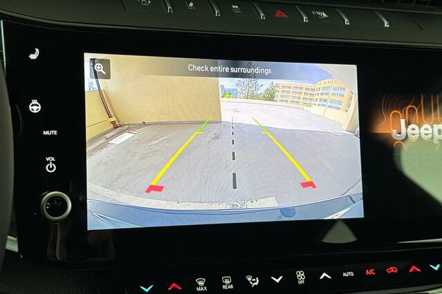 New 2026 Jeep Grand Cherokee L Limited AWD/4WD image 18