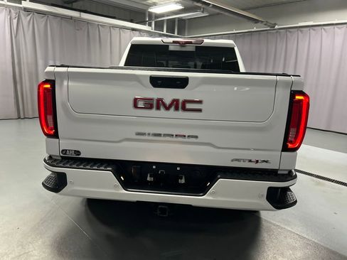Used 2023 GMC Sierra 1500 AT4X image 6