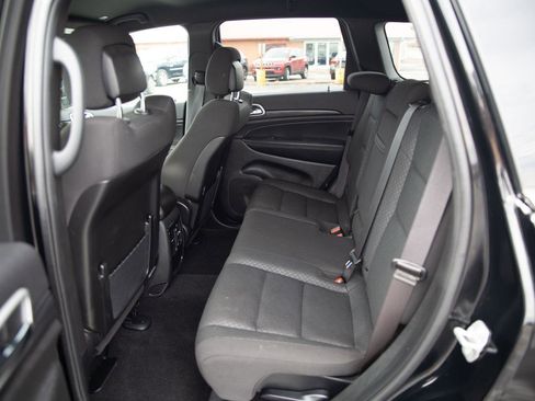 Used 2021 Jeep Grand Cherokee Laredo image 21