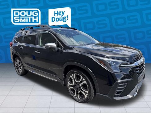 Used 2023 Subaru Ascent Touring AWD/4WD image 4