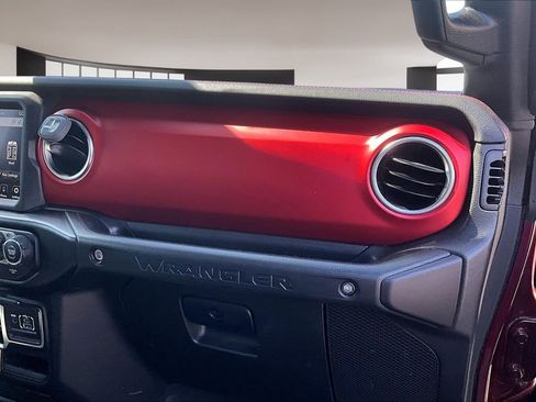 Used 2022 Jeep Wrangler Unlimited Rubicon w/ LED Lighting Group image 26