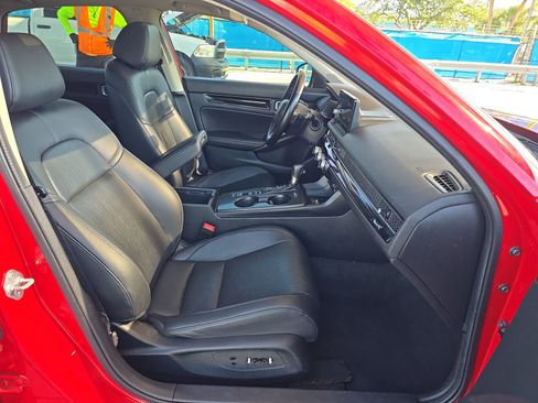 Used 2023 Honda Civic Touring image 14