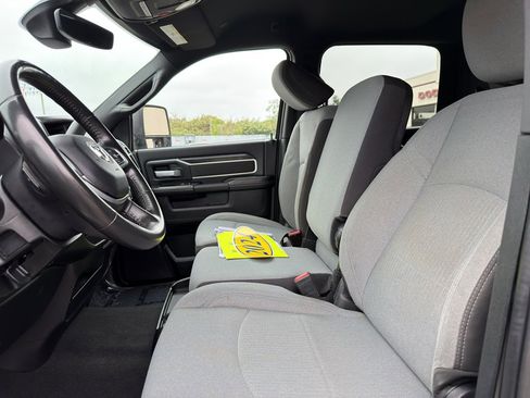 Used 2024 RAM 2500 Big Horn image 11