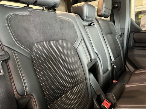 Used 2025 Ford Bronco Raptor AWD/4WD image 48