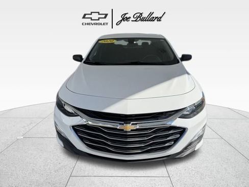 Used 2020 Chevrolet Malibu LS image 3